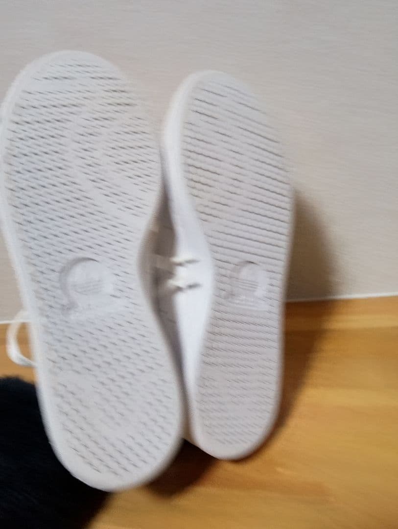 adidas スニーカー ホワイト