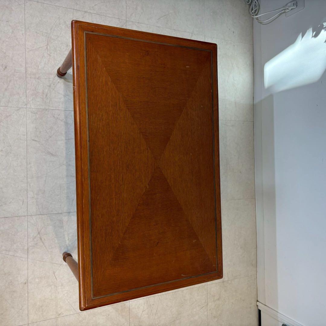 センターテーブル　ローテーブル　木製　真鍮装飾　ヨーロピアン 2/2