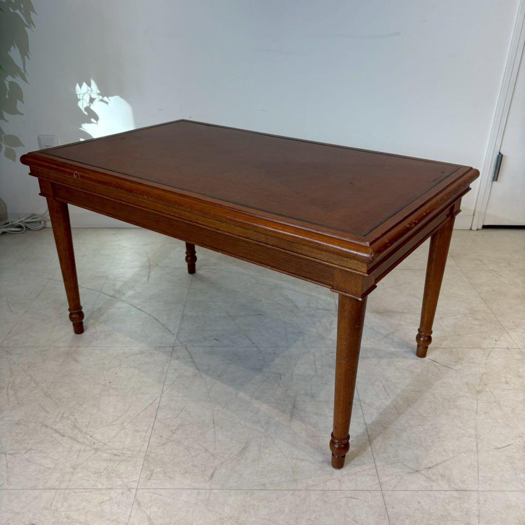 センターテーブル　ローテーブル　木製　真鍮装飾　ヨーロピアン 2/2