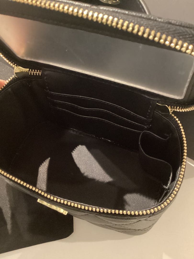 ともはる！シャネルバニティショルダーバッグブラック　ノベルティ