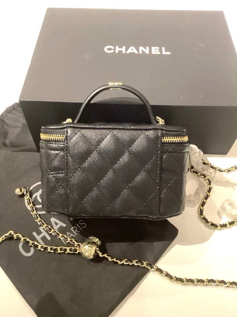 ともはる！シャネルバニティショルダーバッグブラック　ノベルティ