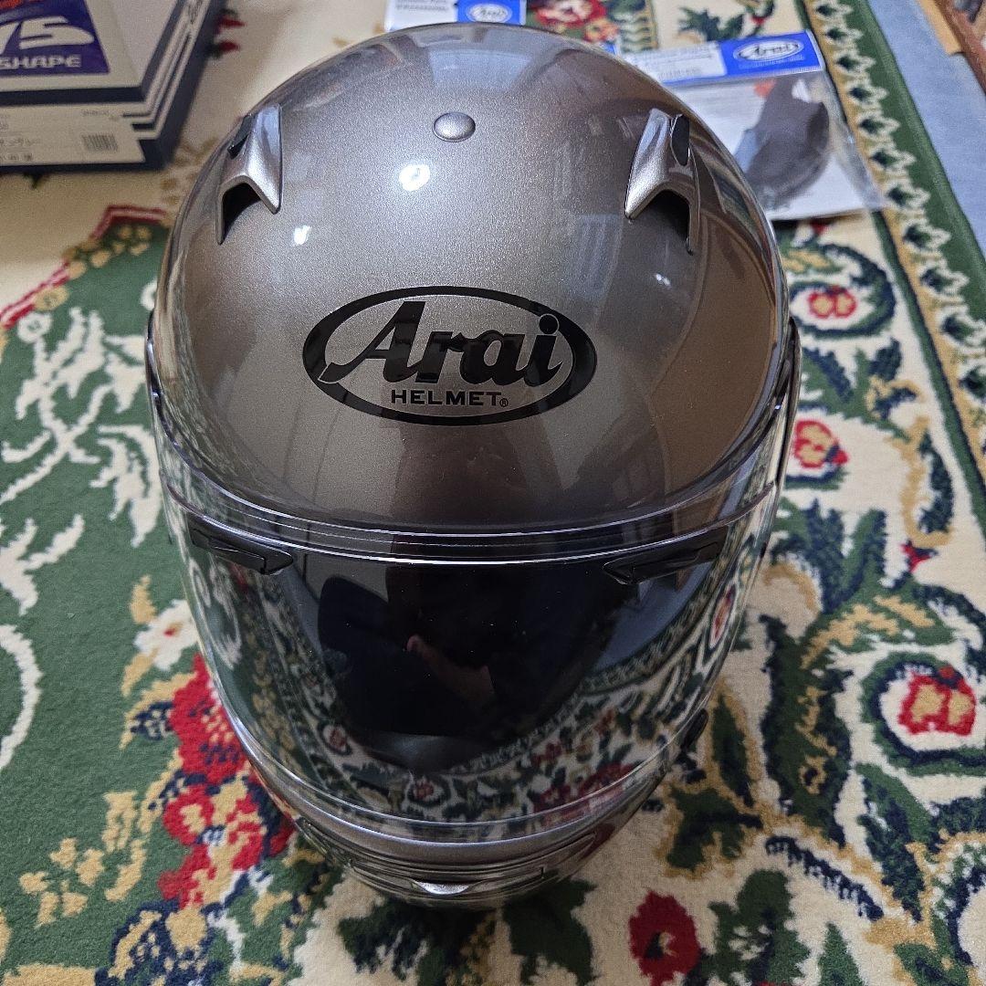 Arai クアンタムJ レオングレー サイズ61.62 cm