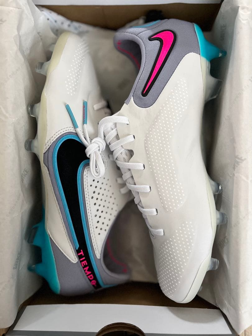 ティエンポ レジェンド 9 エリート FG(24センチ)