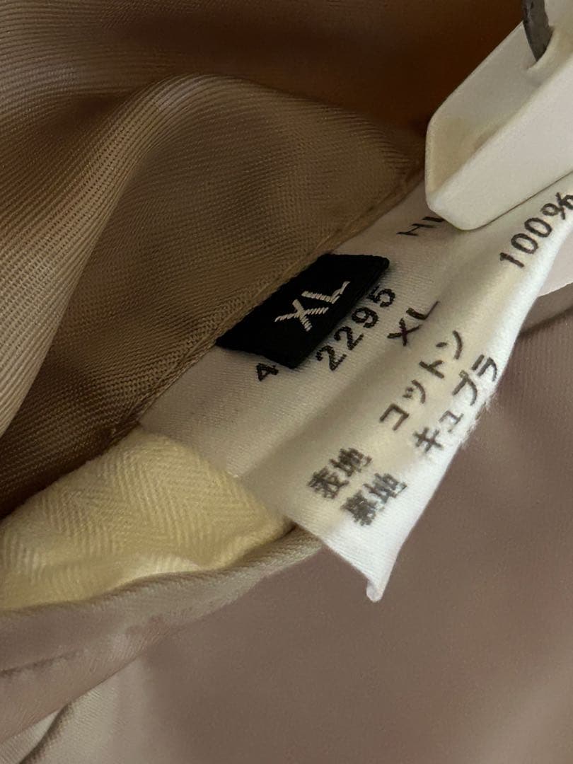 ベージュ シングルブレスト 2ピーススーツ