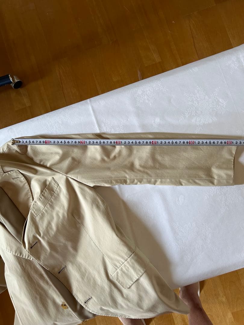 ベージュ シングルブレスト 2ピーススーツ