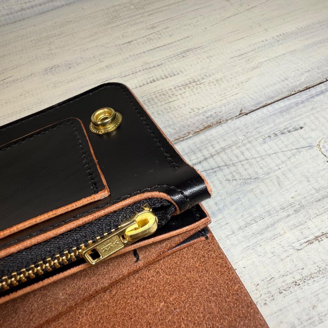 【トラッカーウォレット ミドル3層】ブラック 茶芯 ゴールド YKK