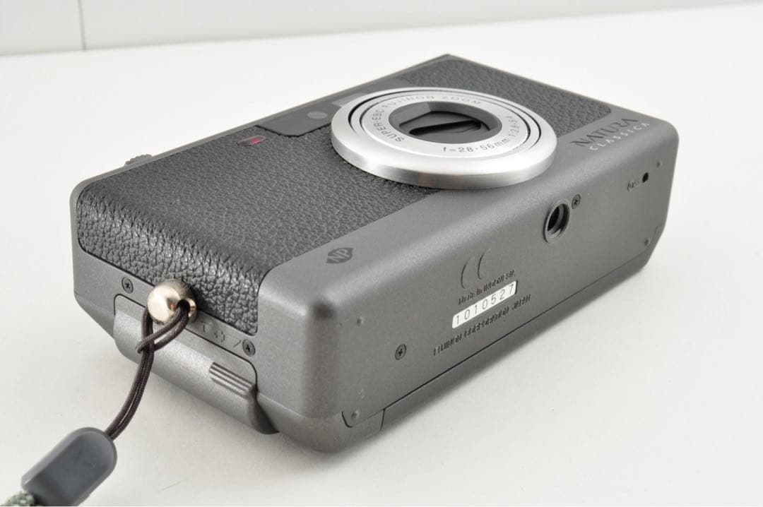 美品　FUJIFILM NATURA CLASSICA フィルムカメラ