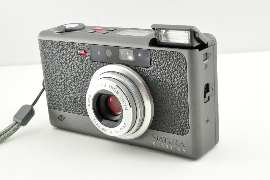 美品　FUJIFILM NATURA CLASSICA フィルムカメラ