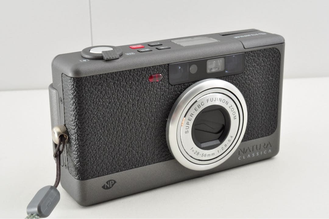 美品　FUJIFILM NATURA CLASSICA フィルムカメラ