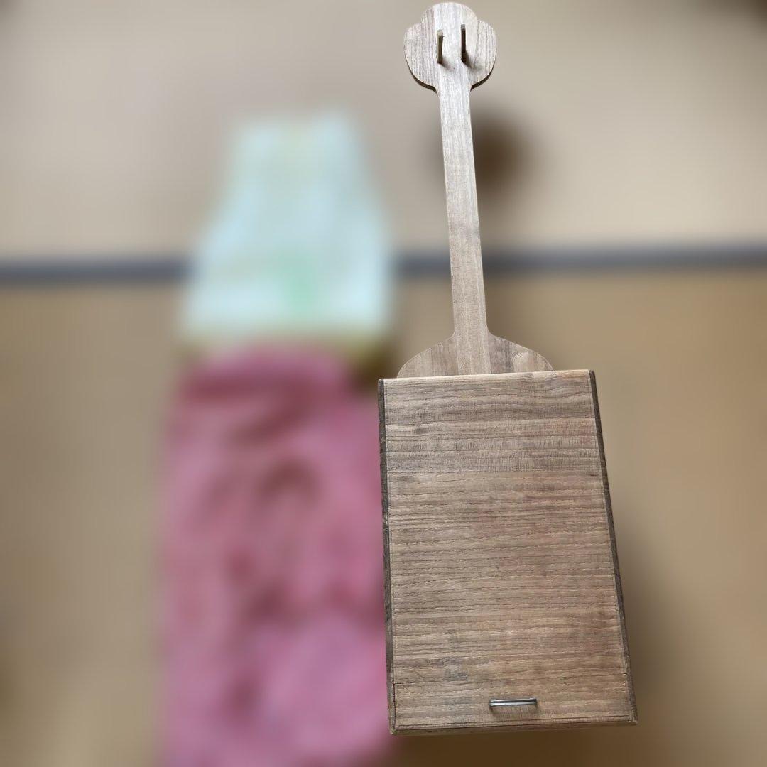 三味線1棹、収納長袋及び三味線の2棹立箱の3点セット