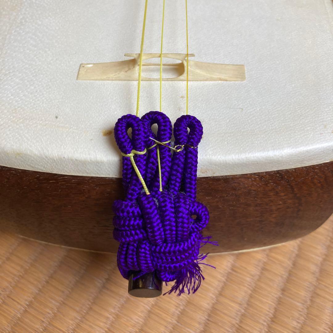 三味線1棹、収納長袋及び三味線の2棹立箱の3点セット