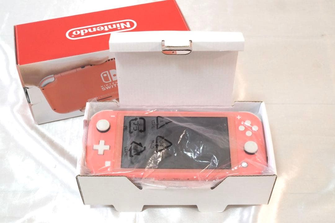 Nintendo Switch Lite スイッチライト 本体 ピンク