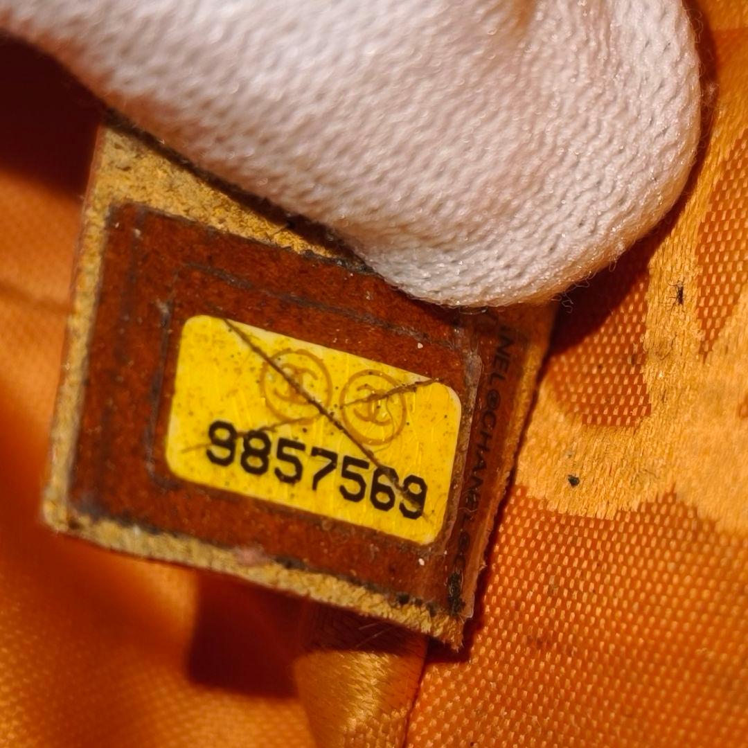 CHANELシャネル カンボンライン ラージトート ホワイト×ブラック