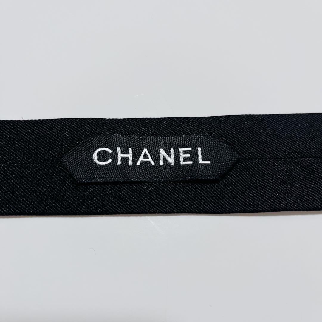 美品 シャネル ネクタイ ハイブランド ソリッドタイ 無地 光沢 希少 ビジネス