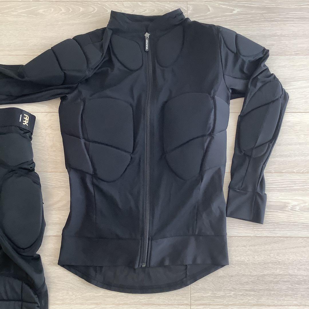 034 スノーボードプロテクターM上下セットARKパンツVAXPOTジャケット