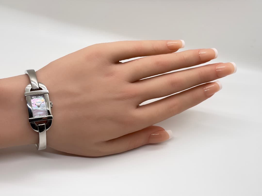 【新品電池】GUCCI グッチ 腕時計 6800L ピンクシェル レディース