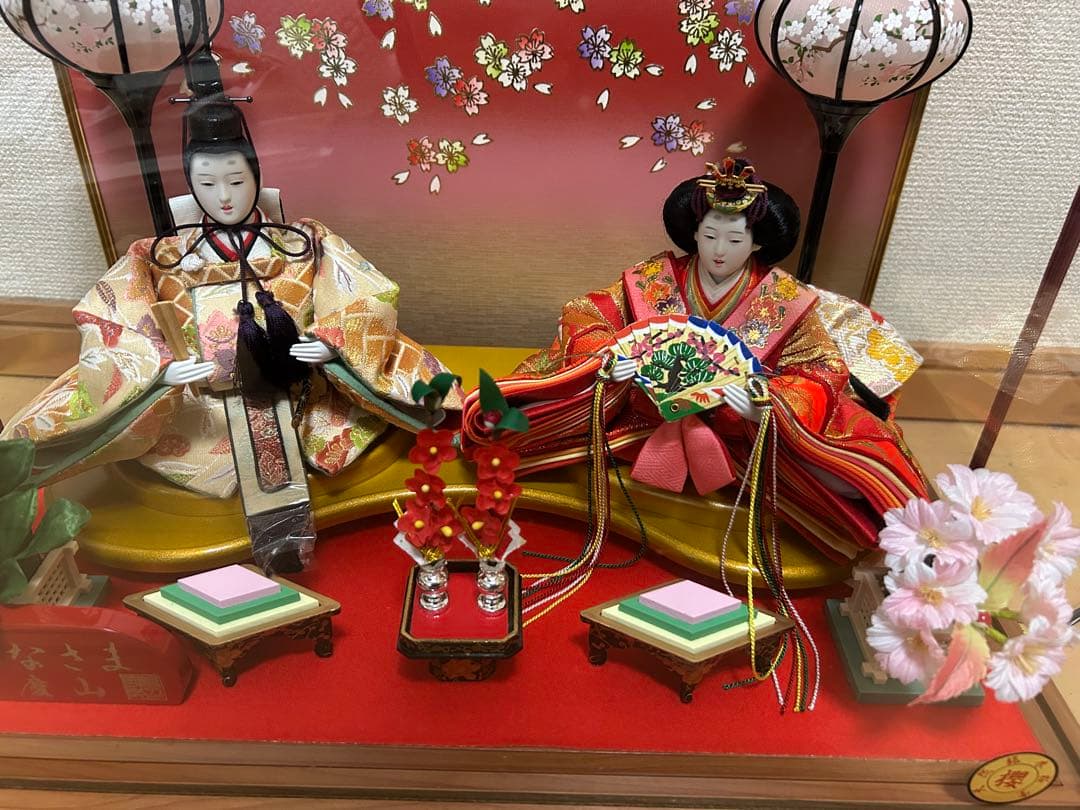 雛人形　桜塗2人 慶山　二人飾り（ガラスケース）オルゴール、ライト付