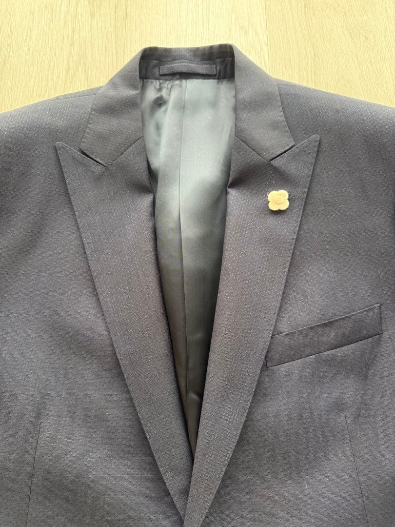 ※シャア 未使用 LARDINI ウールスーツ 50 ミッドナイトブルー