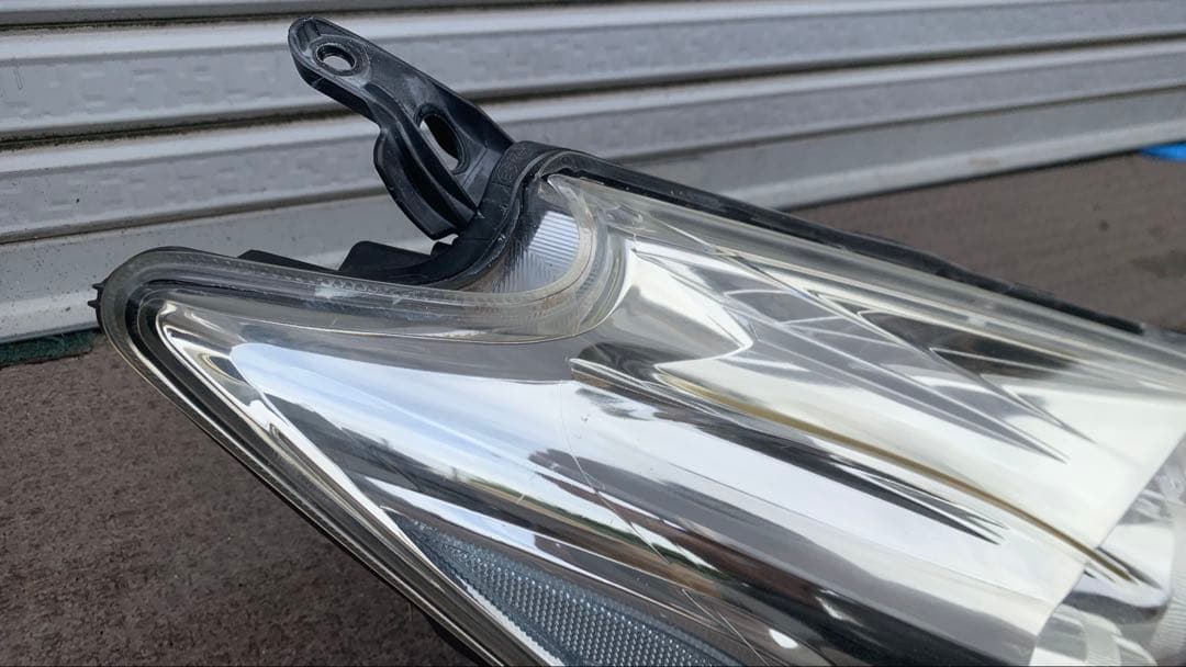 プリウスα ヘッドライト　前期　LED ツーリング　Koito 47-20