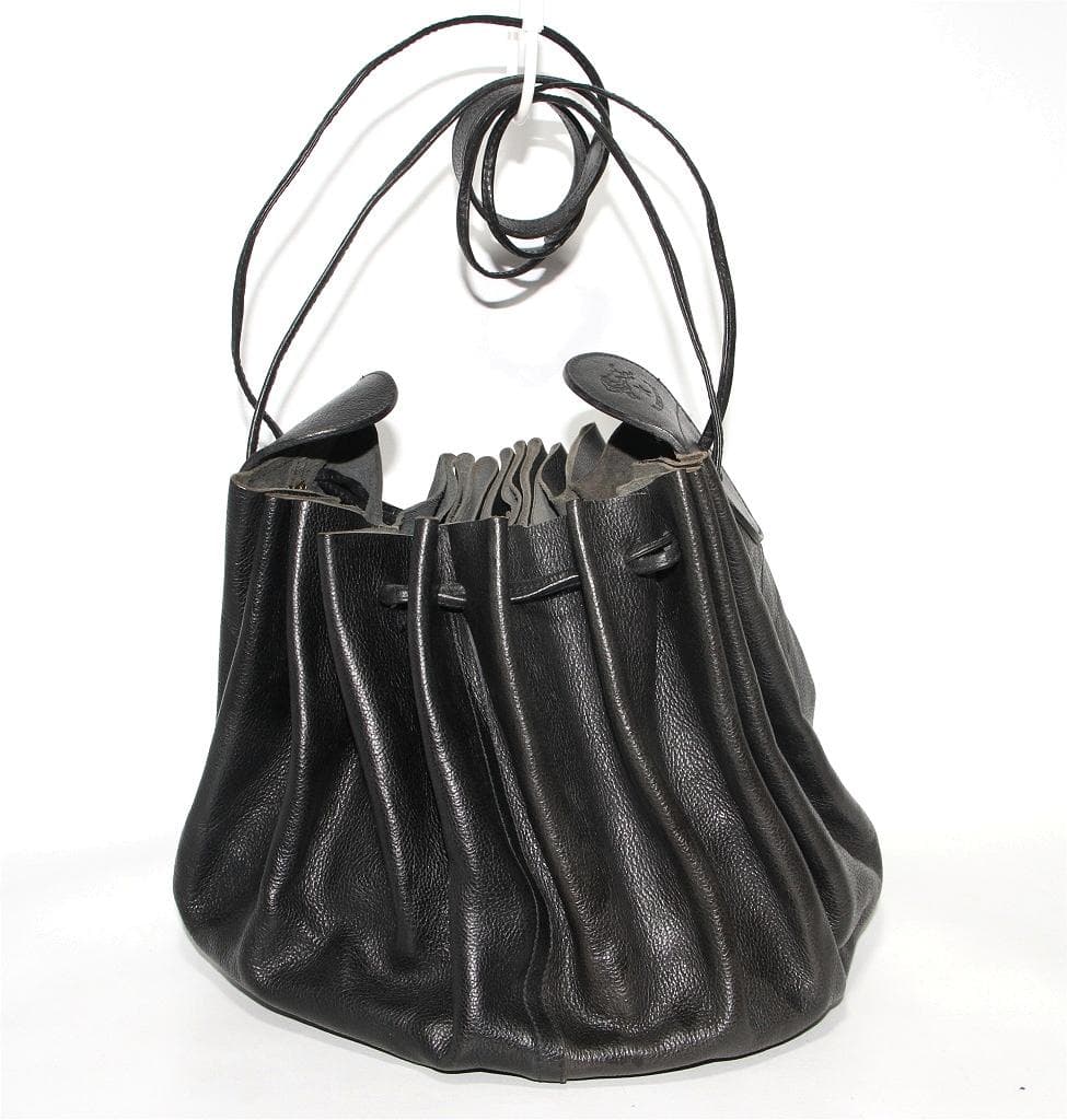 y*c様 IL BISONTE イルビゾンテ 巾着型 ポシェット ショルダーバッ