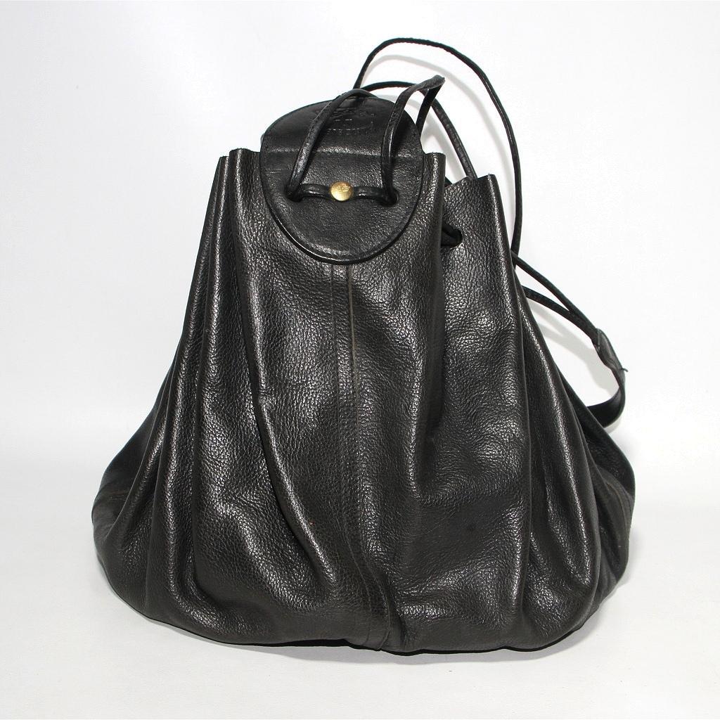 y*c様 IL BISONTE イルビゾンテ 巾着型 ポシェット ショルダーバッ