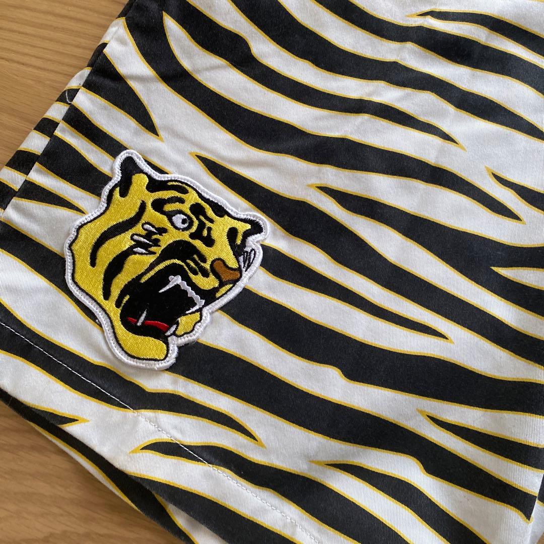 野球　阪神タイガース　Dickies トラ柄 パンツ　鬼のパンツ　虎