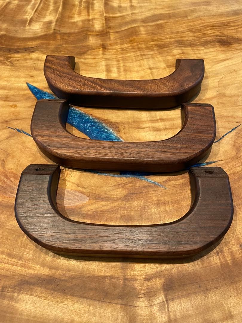 ウォールナット (濃いめ)アシストグリップ　ハイエース用　Ａピラー用3個セット