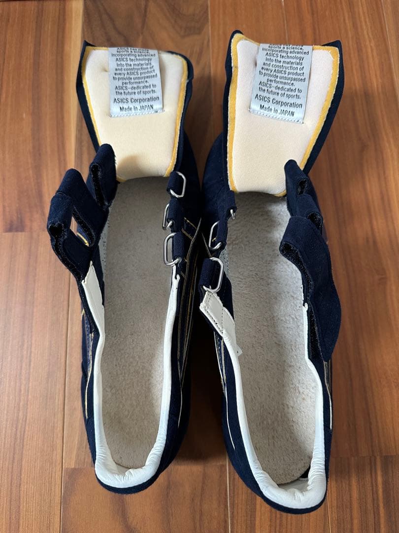 バレーボール　審判シューズ　27.0cm