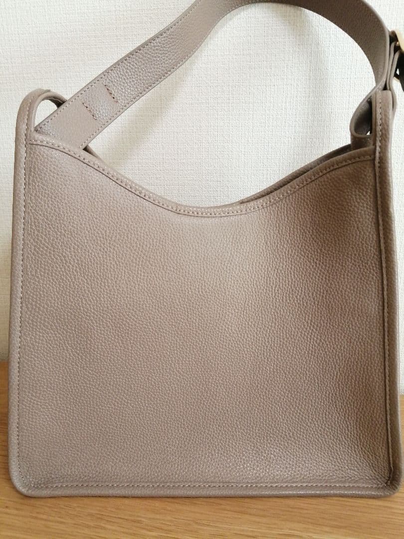 ロンシャン Le Foulonne レザー肩掛けHobo Bag Mトートバッグ