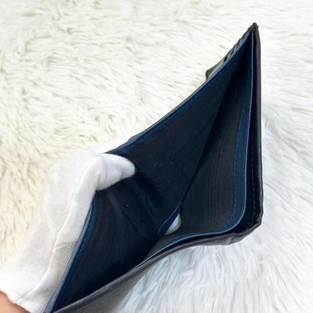 NFCタグ有 極美品✨️フェラガモ 二つ折り財布 リバイバル ガンチーニ 黒