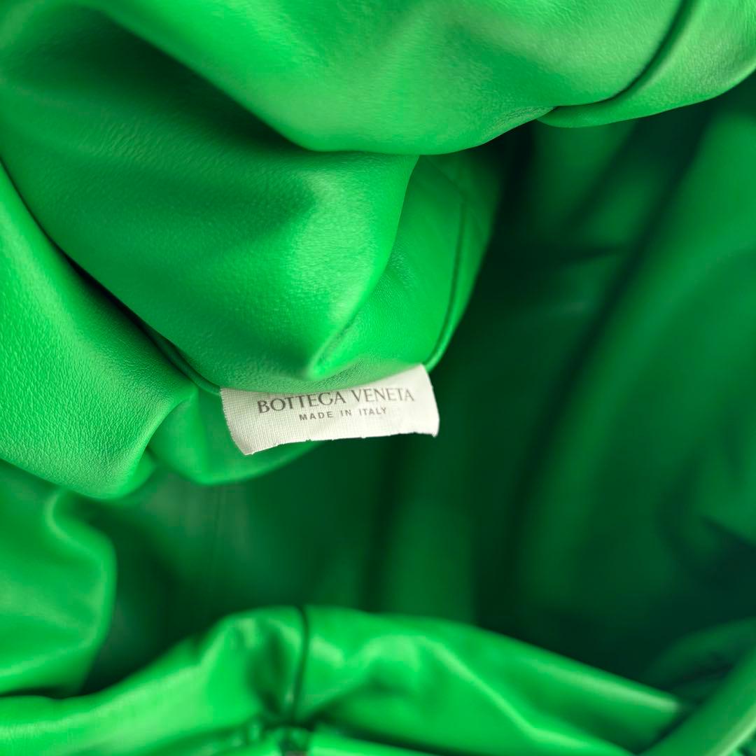 【未使用に近い】 BOTTEGA VENETA THE POUCH ザポーチ