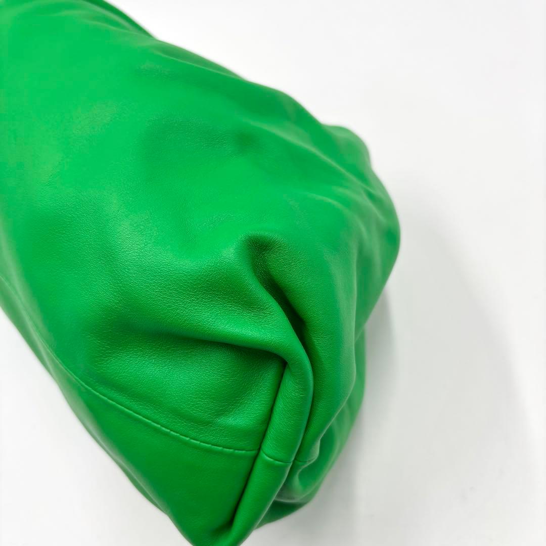 【未使用に近い】 BOTTEGA VENETA THE POUCH ザポーチ