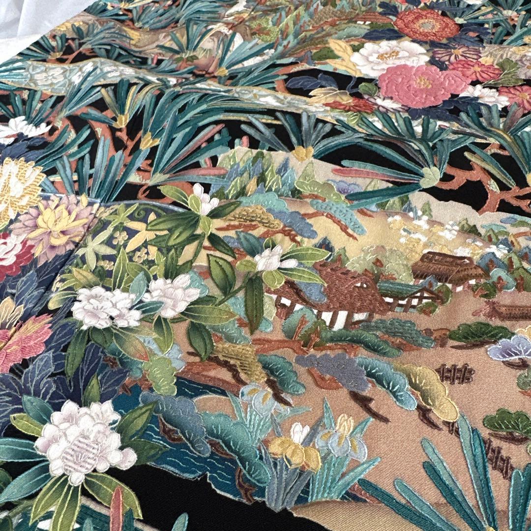 作家物　総刺繍黒留袖 フルセット　本金箔袋帯