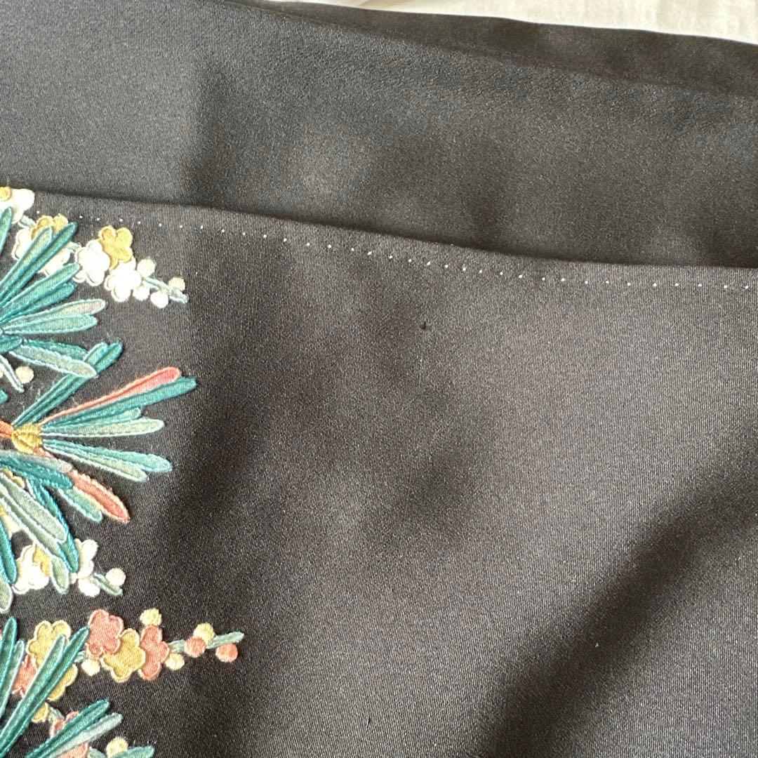 作家物　総刺繍黒留袖 フルセット　本金箔袋帯