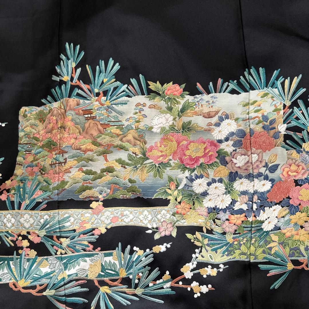 作家物　総刺繍黒留袖 フルセット　本金箔袋帯