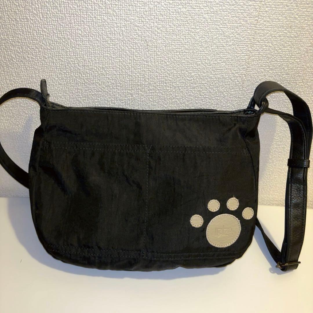 【IBIZA】イビサ ショルダーバッグ 肩掛け 猫 ナイロン ブラック