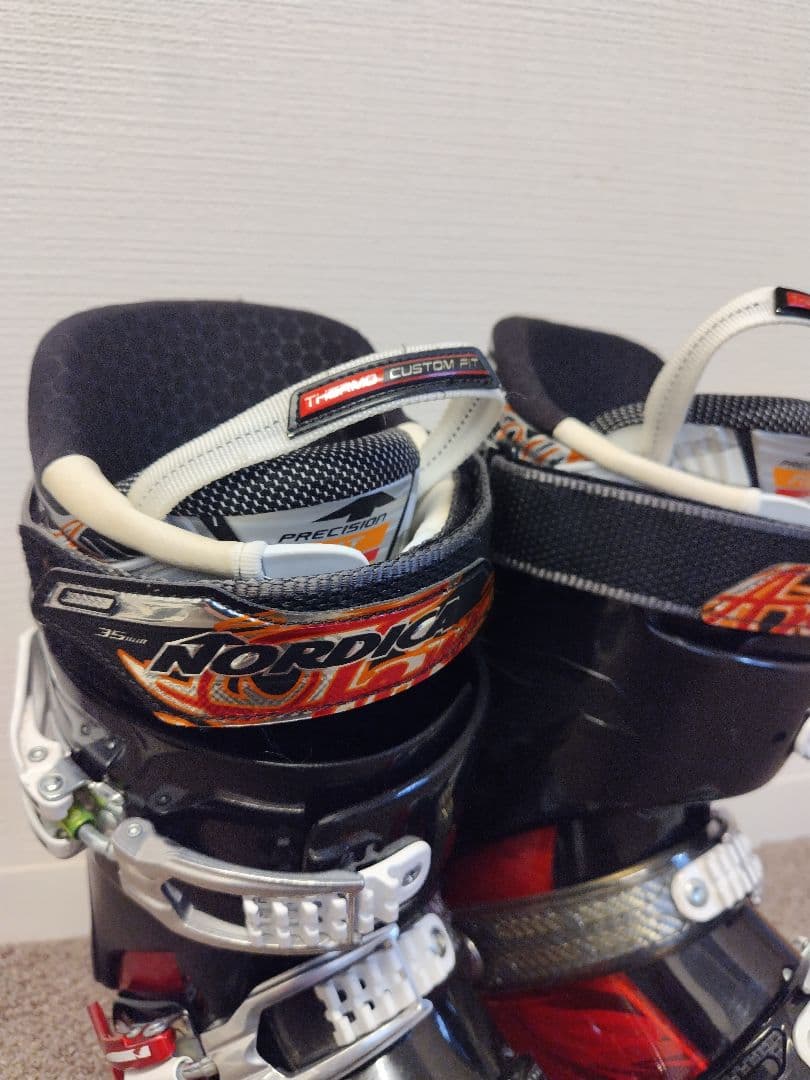 ノルディカ FIRE ARROW F3 スキーブーツ サイズ28.0-28.5