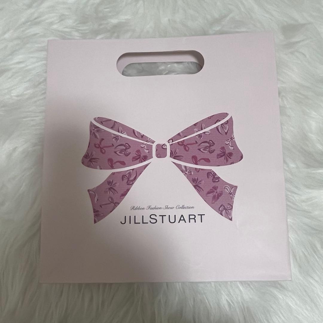 ジルシュチュアートクリスマスコフレ2025新品未開封 ショッパー付き