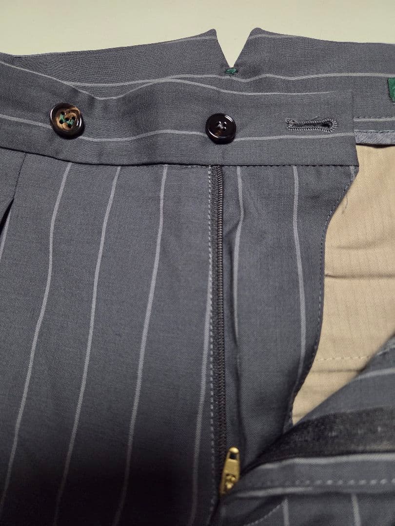 【美品】ベルウィッチ　SCOTCH　アンジェリコ製　ウールトロピカル　46　春夏