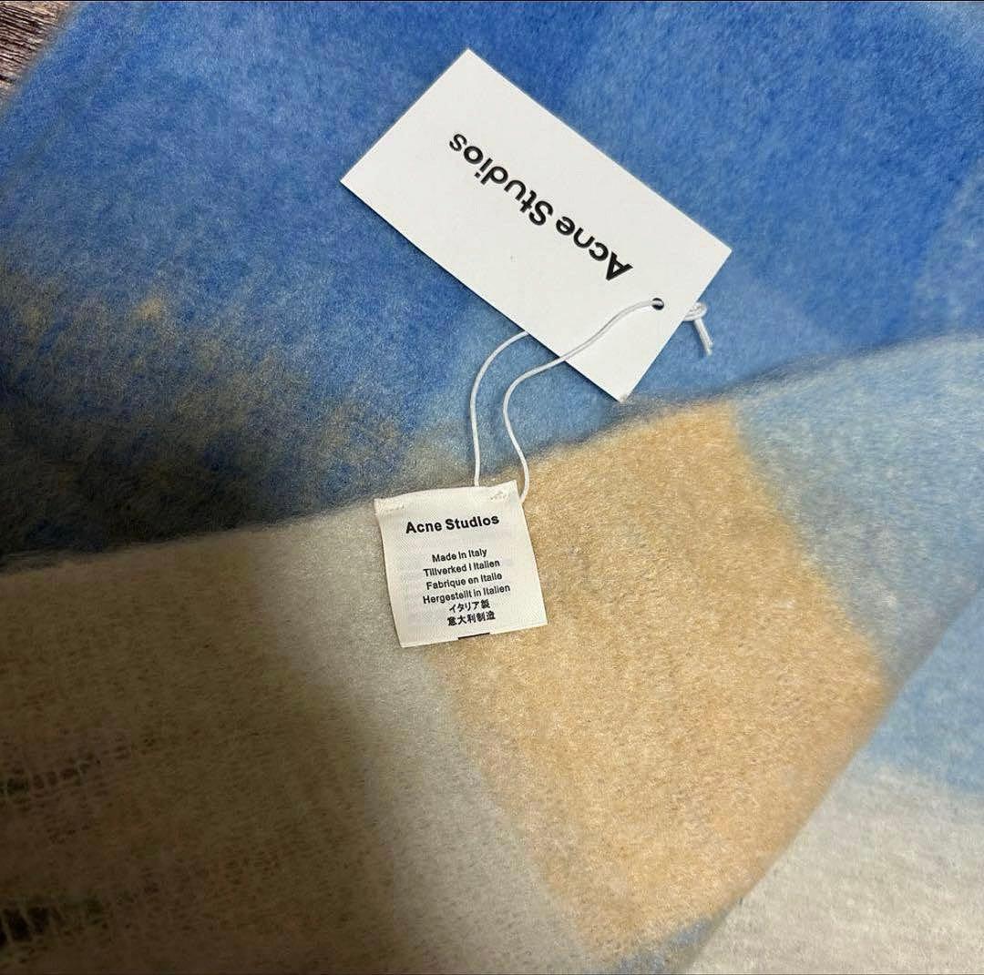 新品未使用 ACNE STUDIOS アクネストゥディオズ　ブルー系 マフラー