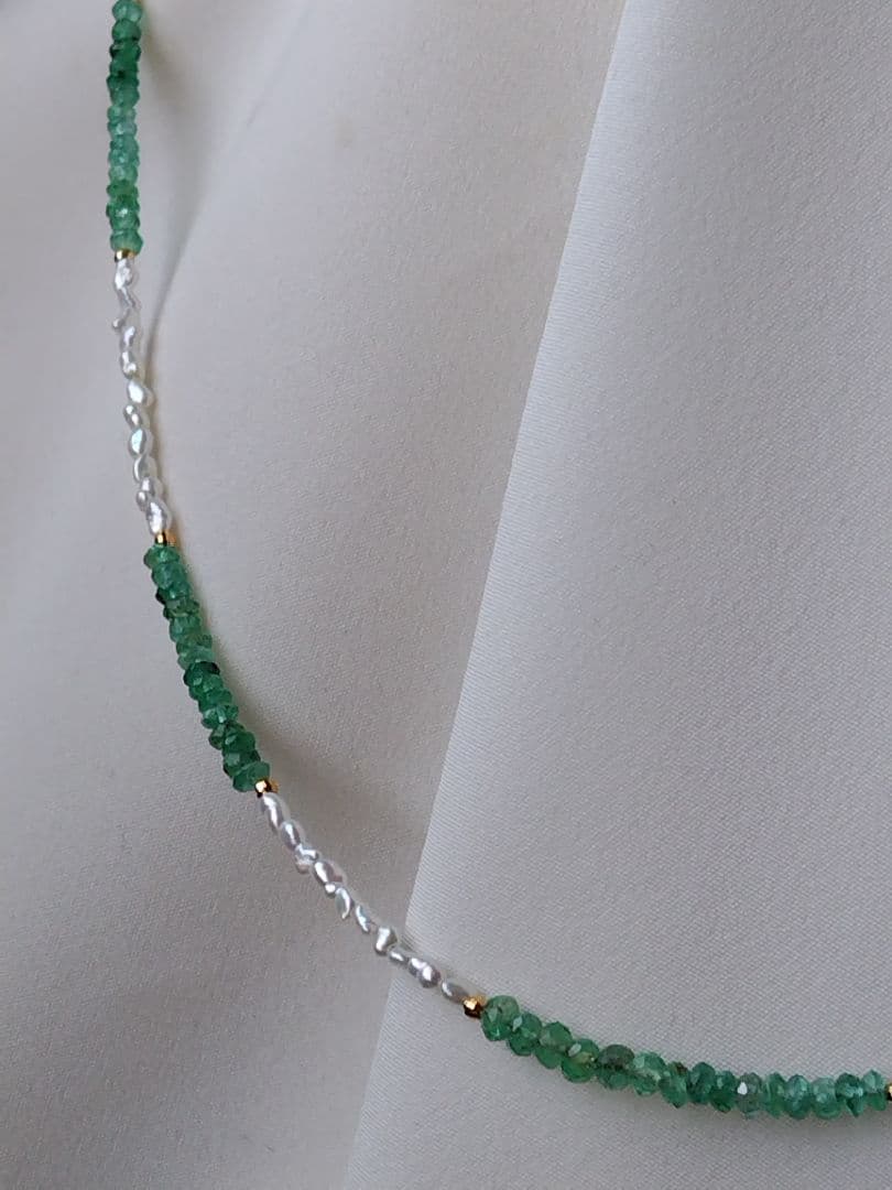 K18 エメラルド、あこや真珠芥子パール ネックレス