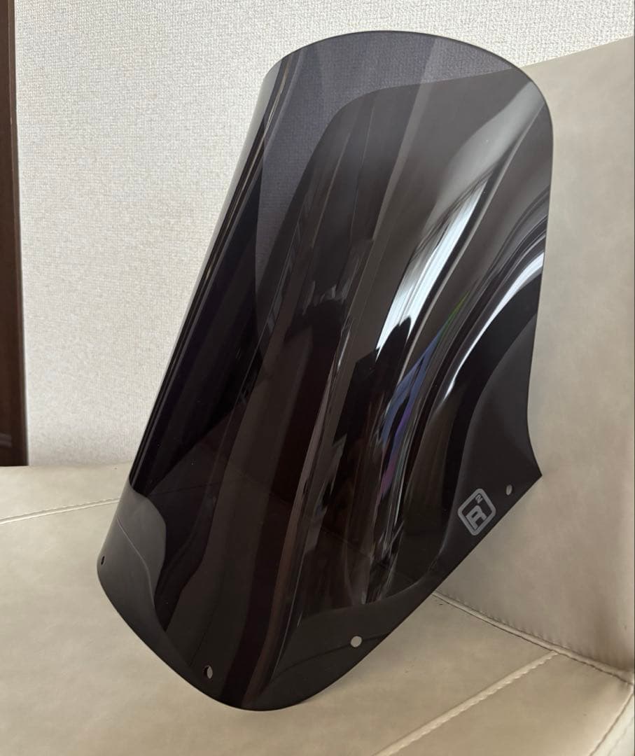 3連休SALE！　純正クォーターフェアリング用　R2 スクリーン　14.5