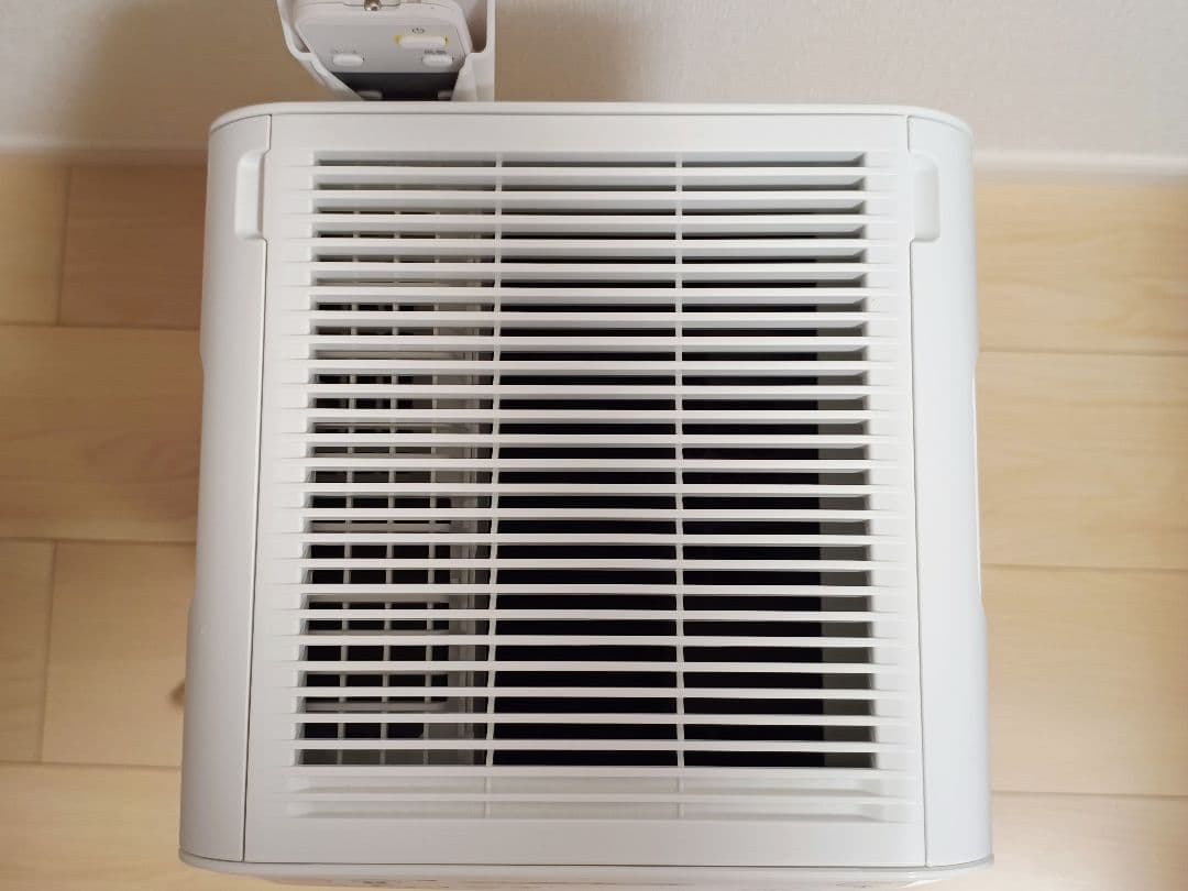 【値下げ！】ダイキンストリーマ空気清浄機MCA554AE3-W　花粉ハウスダスト