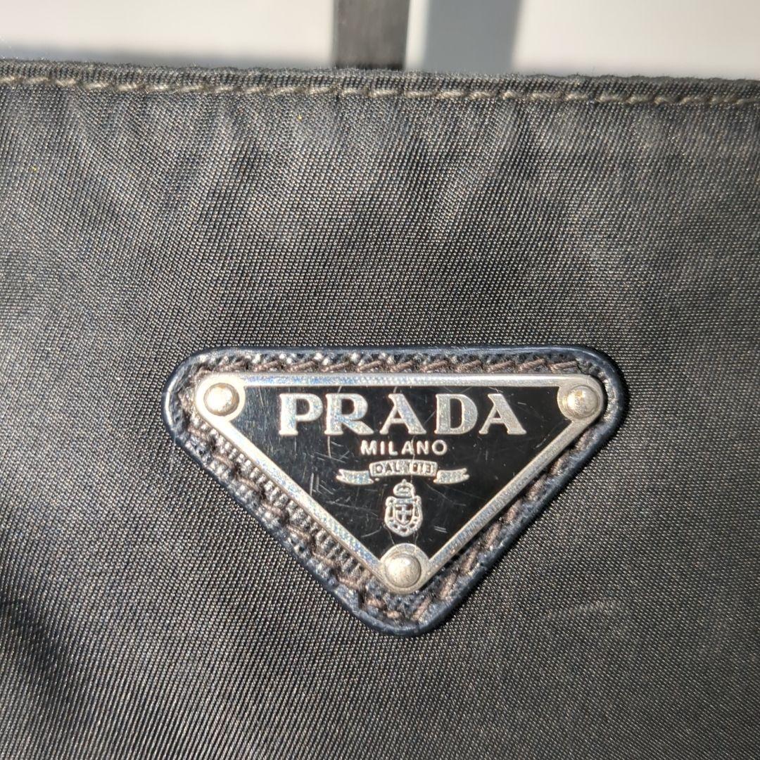 プラダ ショルダーバッグ ブラック サコッシュ ナイロン レザーパイピング