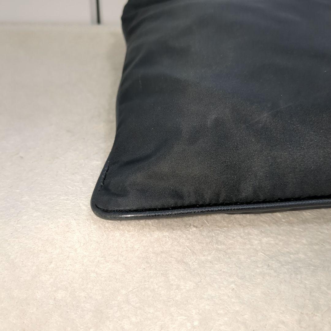 プラダ ショルダーバッグ ブラック サコッシュ ナイロン レザーパイピング