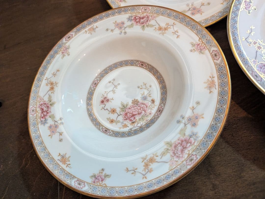 ロイヤルドルトン　カントン　深皿３枚セット