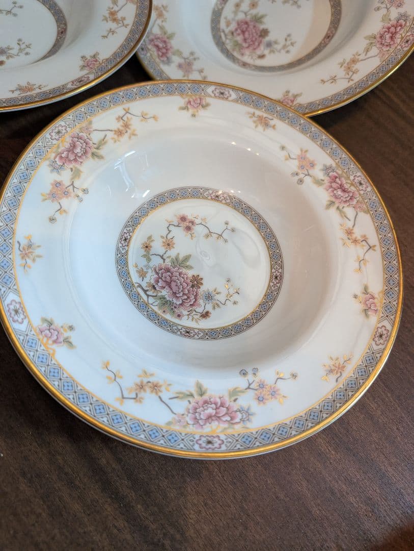 ロイヤルドルトン　カントン　深皿３枚セット