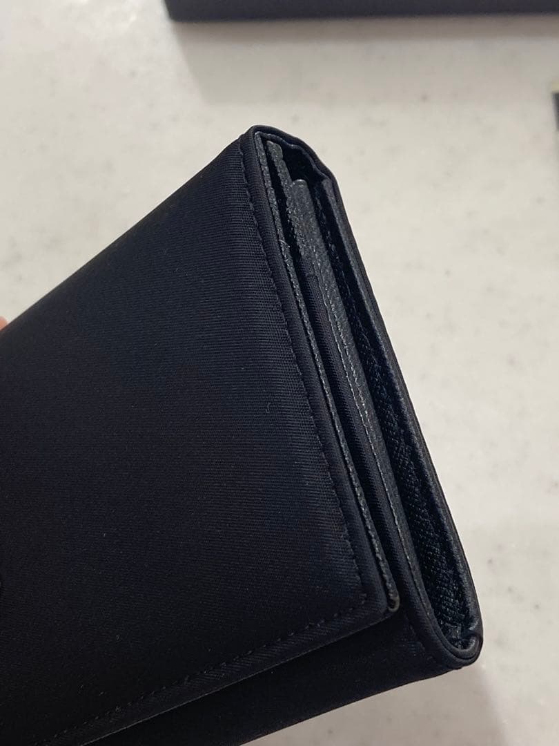 PRADA テッスート 長財布 ネロ