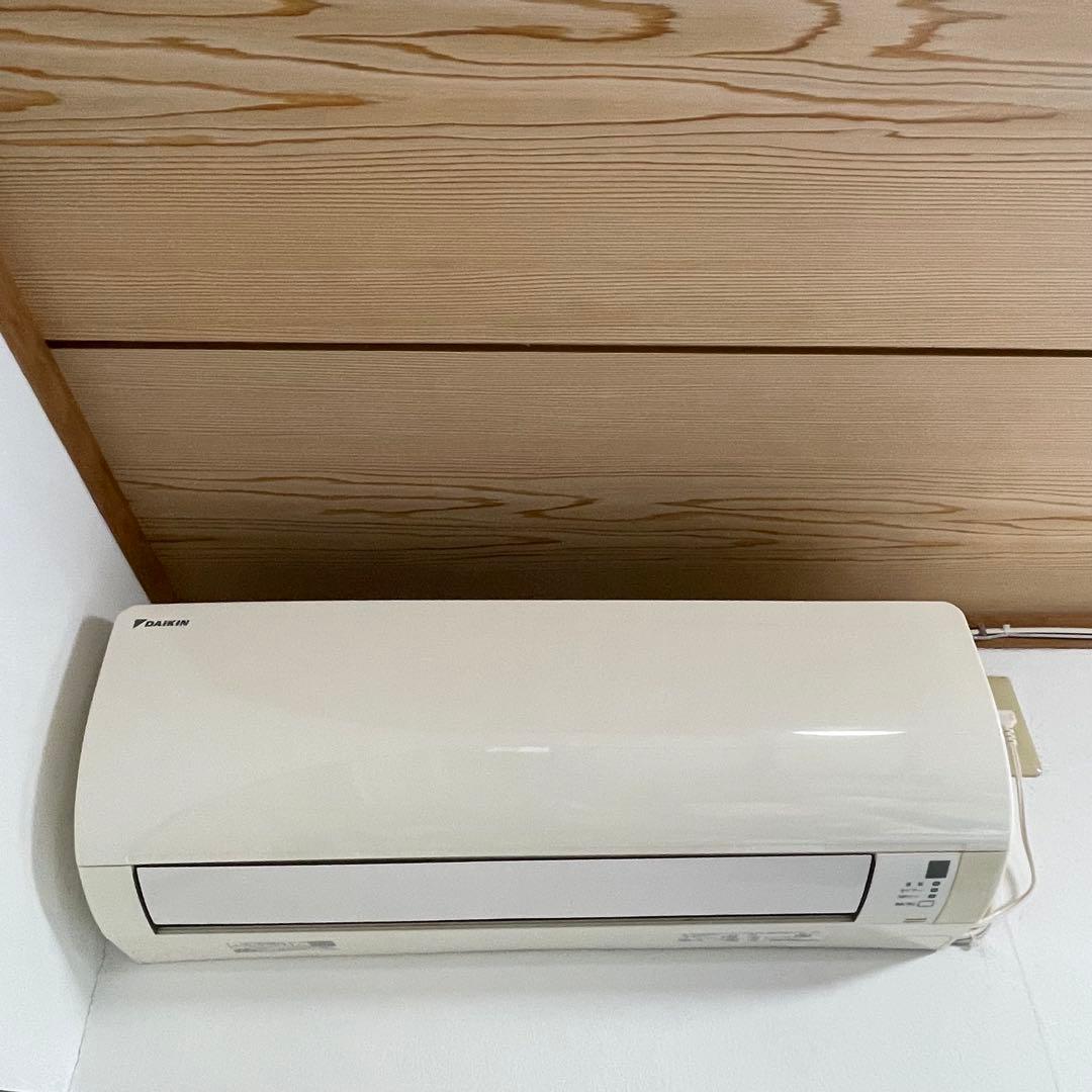 ダイキン　ルームエアコン　F28UTES-W