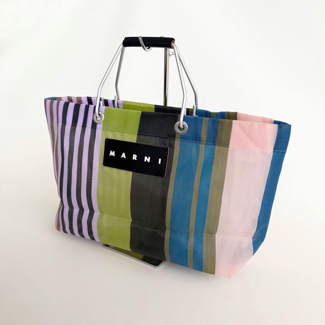 マルニ　MARNI　トートバッグ　マルチカラー　ストライプ　ボーダー　アルミ